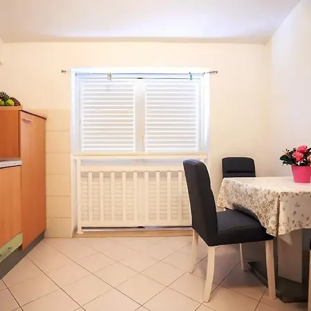 Pezo Apartment